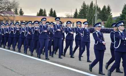 Tinerii tulceni, neinteresaţi de şcolile militare