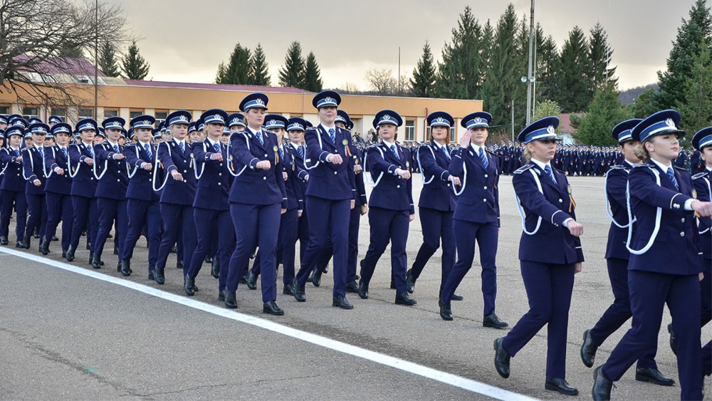 Tinerii tulceni, neinteresaţi de şcolile militare