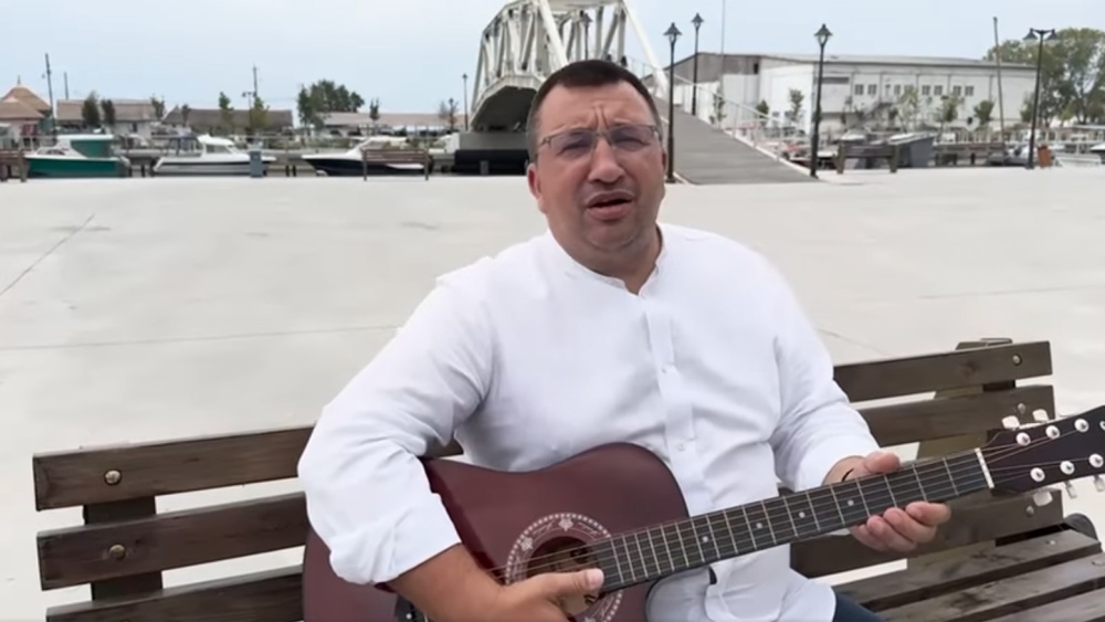 Primarul Eugen Ion: Gipsy Kings, cap de afiş la Festivalul Borşului Lipovenesc de Jurilovca