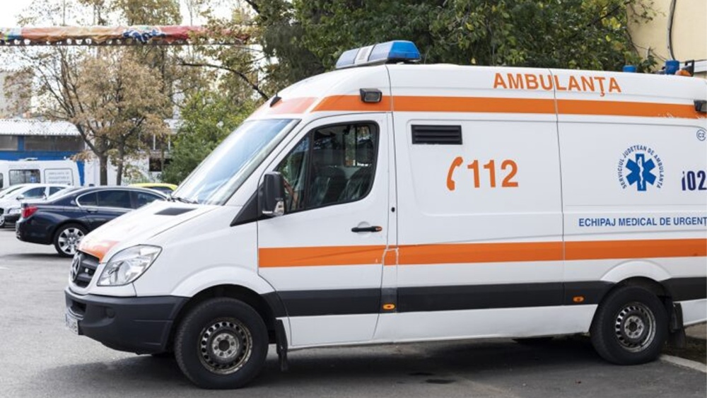 Sărbători cu probleme. Peste 300 de tulceni au sunat la Ambulanţă în minivacanţă