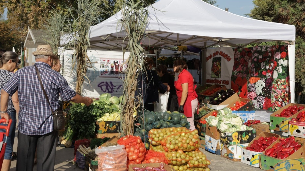 Târgul de toamnă, în ultimul weekend din septembrie, în Piaţa Civică