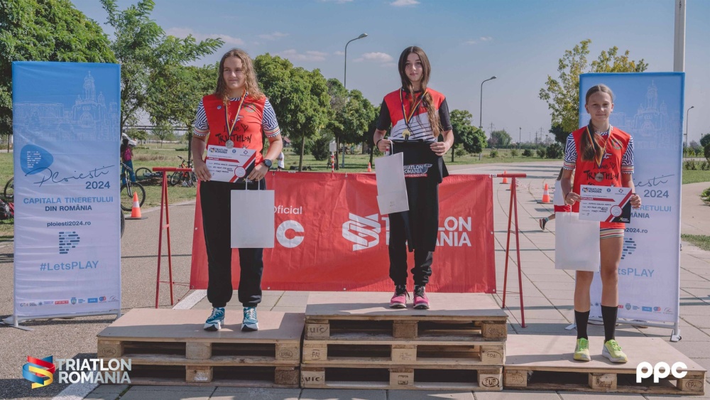 Triatloniştii de la Aqua Vita Delta Tulcea, aur, argint şi bronz la Campionatul Naţional de Duatlon Sprint şi Trikids