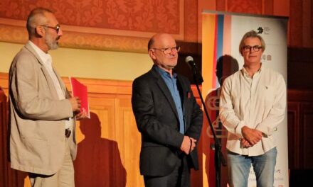 Grigore Bejan, organizatorul Taberei de Creaţie de la Dunavăţu de Jos, premiat la Gala UAP din România