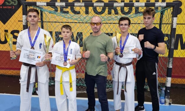 Karatiştii de la Combat Budo Gym Tulcea, trei medalii de bronz la Romanian Open -Dacia Fighting Cup