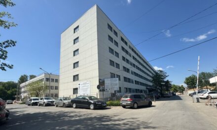 Consiliul Judeţean şi Primăria Tulcea pun ban pe ban pentru a atrage medici
