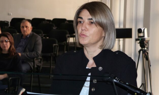 Raluca Cacencu va contesta decizia de excludere din Uniunea Ucrainenilor