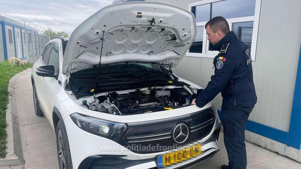 Ucrainean prins în timp ce încerca să scoată o maşină de lux furată prin Vama Isaccea
