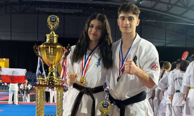 Irina Gheorghiţă şi Albert Pănuţă, aur şi bronz la Campionatul Mondial de Karate Kyokushin IFK din Germania