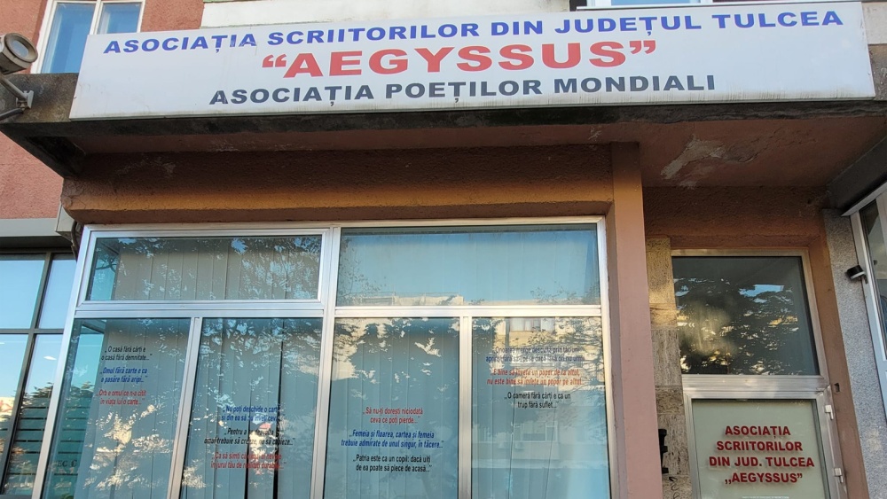 Scriitorii tulceni primesc un sediu temporar, dar medicina are prioritate