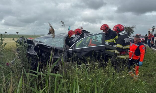 Accident rutier la ieşire din localitatea Mihail Kogălniceanu. Doi bărbaţi au ajuns la spital