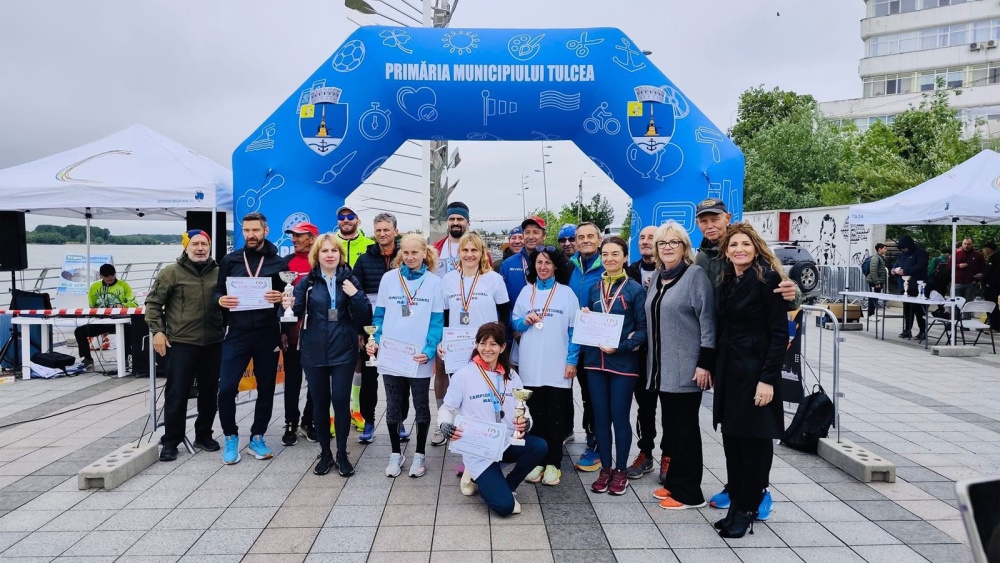 Campionatul naţional de semimaraton masters, câştigat de Nicoleta Ciortan şi Dacian Ghizilă