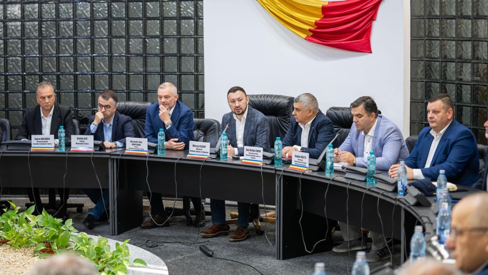 Ministrul Mediului, Mircea Fechet: „Va trebui să găsim o formulă de echilibru între toate activităţile care se desfăşoară deja în Deltă”