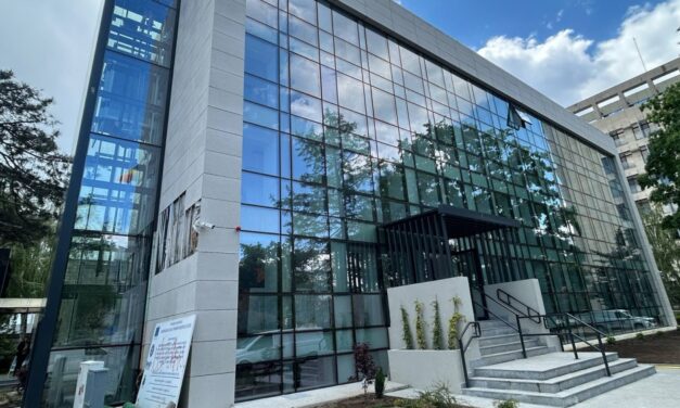 Primăria Tulcea revine în vechiul sediu. Modernizarea a costat aproape 3 milioane de euro, bani europeni