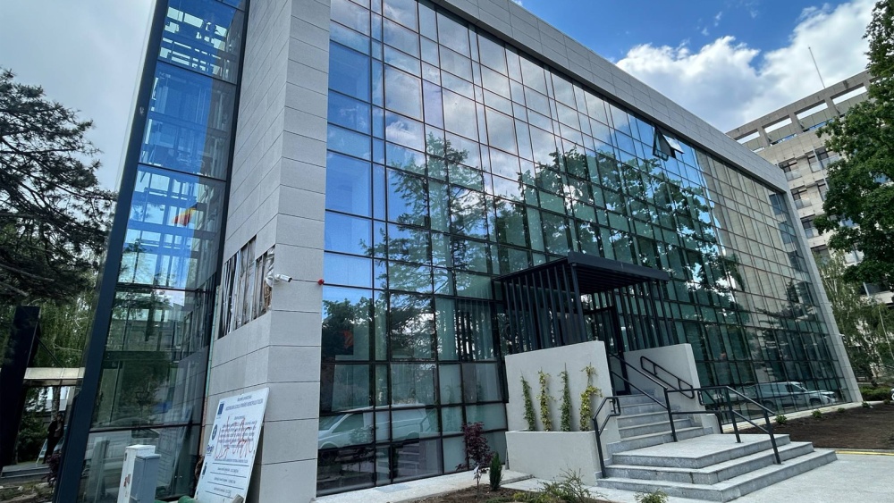 Primăria Tulcea revine în vechiul sediu. Modernizarea a costat aproape 3 milioane de euro, bani europeni