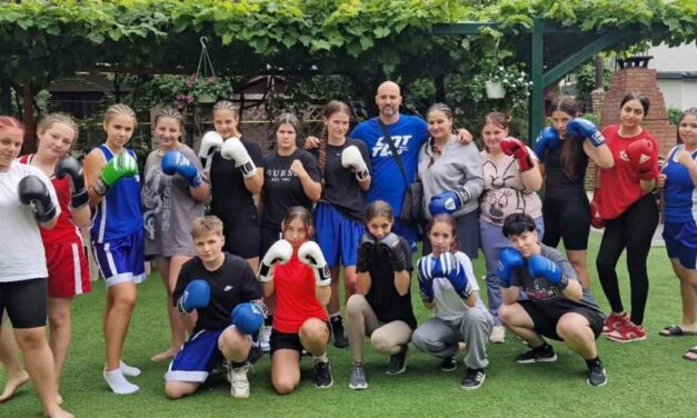 Zece medalii pentru pugilistele de la CSM Danubiu Tulcea la Cupa României de box feminin