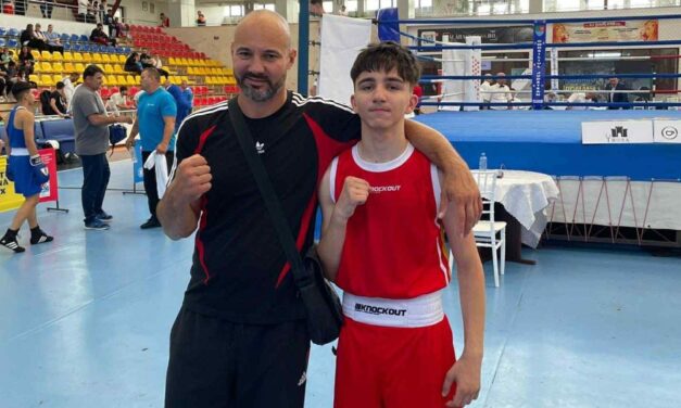 Cosmin Ene de la CSM Danubiu, medalia de aur la Cupa României de Box Cadeţi