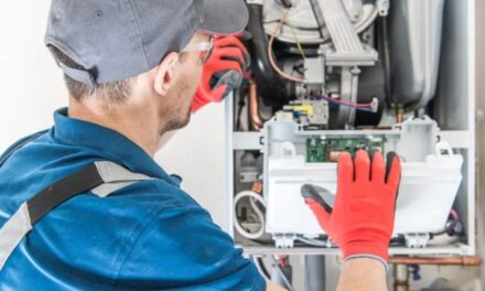 Energoterm se desfiinţează: Primăria Tulcea oferă tichete sociale pentru clienţii fără datorii, dar nu salarii compensatorii pentru angajaţi