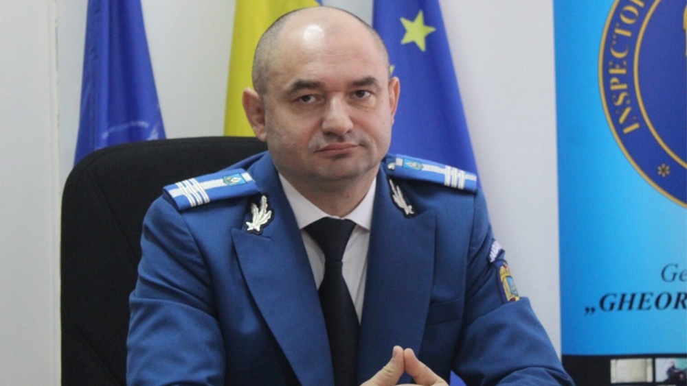 Nicolae Albăceanu, fost şef al Poliţiei de Frontieră Tulcea, acuzat că face afaceri fast-food şi plasează forţă de muncă din ţări asiatice