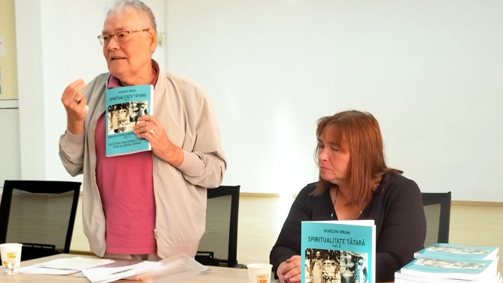 Nuredin Ibram lansează un nou volum din seria „Spiritualitate tătară”, la Biblioteca „Panait Cerna”