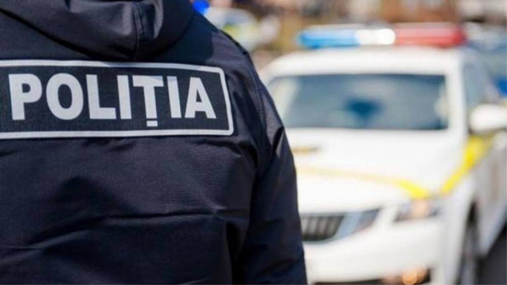 Percheziţii în Tulcea: Reţea de înşelăciune cu maşini, prejudiciu de peste jumătate de milion de lei