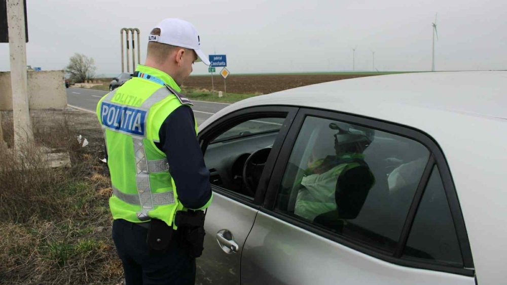 Razie în trafic: Poliţiştii tulceni vânează şoferii beţi şi drogaţi în cadrul acţiunii naţionale „Alcohol & Drugs”