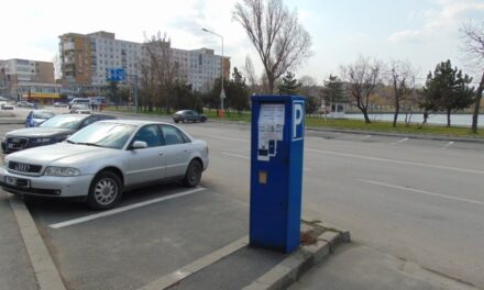 Tarif diferenţiat în parcările publice din municipiu: 3 lei/oră în centru, 1 leu/oră în zona limitrofă