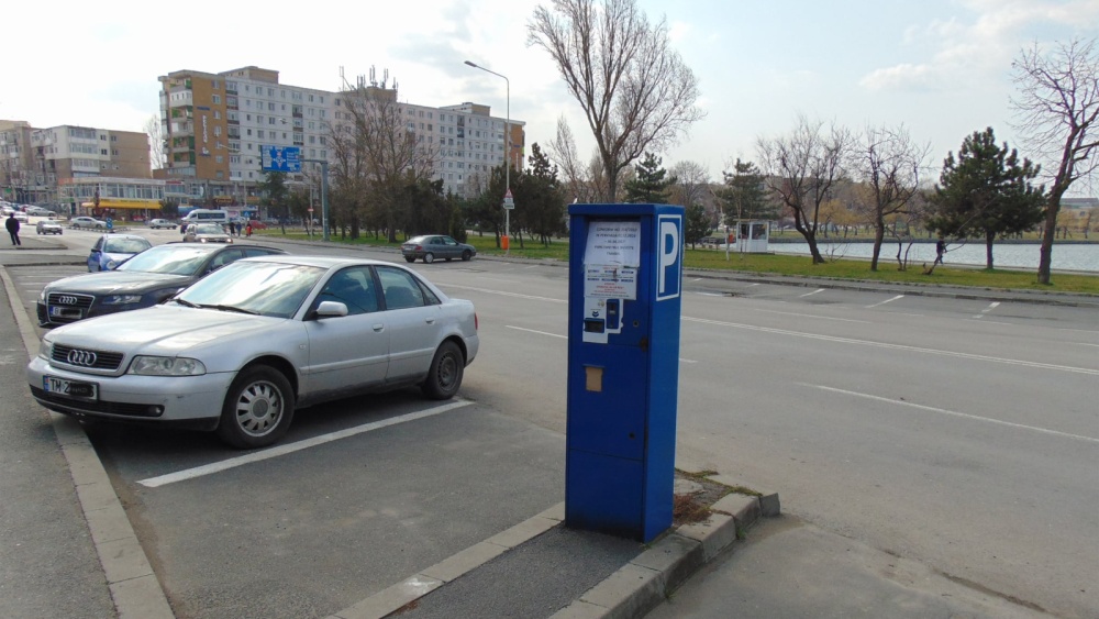 Tarif diferenţiat în parcările publice din municipiu: 3 lei/oră în centru, 1 leu/oră în zona limitrofă
