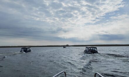 Transportul naval de tip taxi, preferat de turişti şi localnici în detrimentul celui public