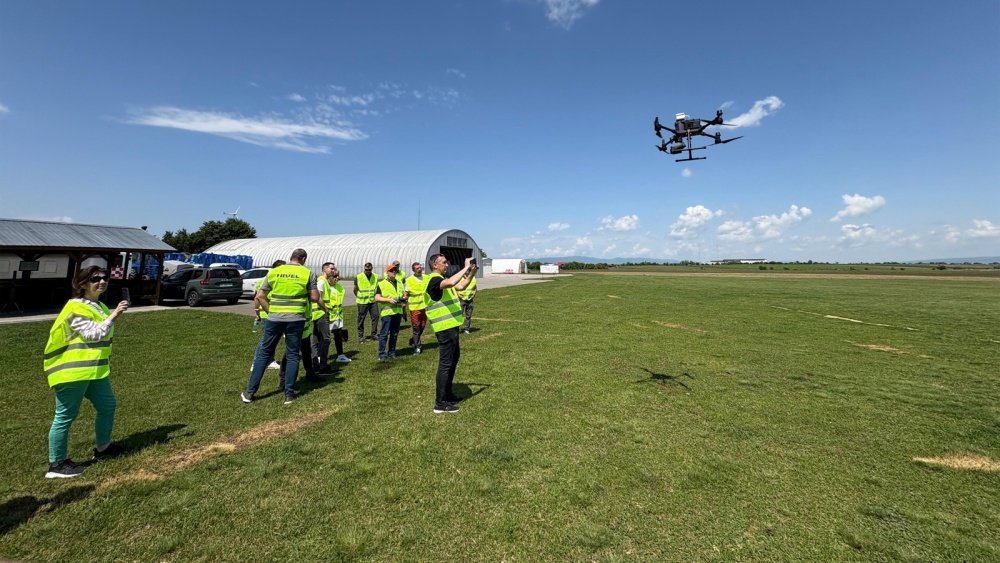 Două drone pentru detectarea poluanţilor din aer, la Tulcea