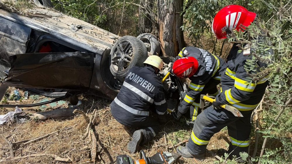 Plauru: Femeie de 50 de ani, cu mâna smulsă în urma unui accident rutier
