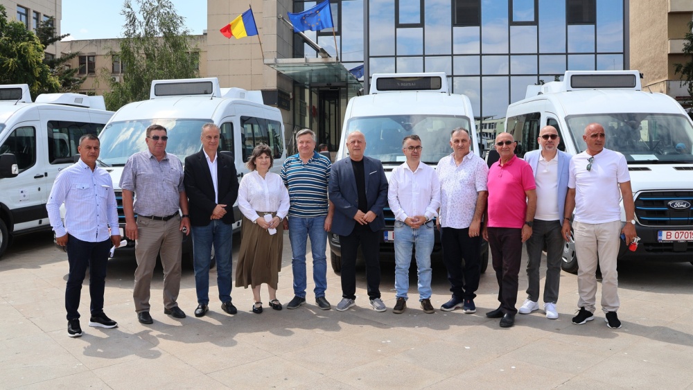 Microbuze electrice pentru şcolile din Tulcea