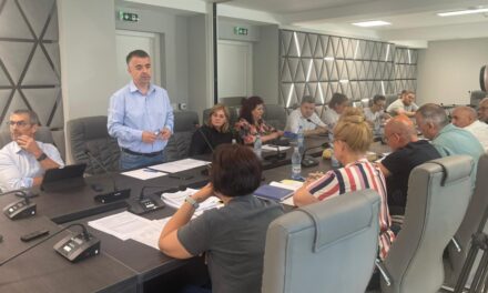 Primarul Ştefan Ilie: „Am descoperit sisteme de fraudare, racordări ilegale la Energoterm, oameni care scot din calorifere apa caldă”