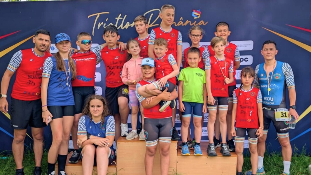 Triatloniştii Aqua Vita, pe podium la Velocrosul Castanilor
