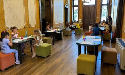 Accesul gratuit pentru elevi la muzee pe timpul vacanţei de vară, în atenţia consilierilor judeţeni