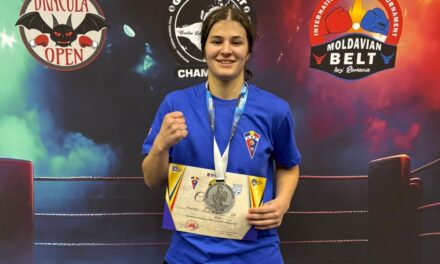Pugilista Iasmina Moraru: „Mă uit la mine şi văd cât de luptătoare şi ambiţioasă sunt şi asta mă face să mă văd ca un model”