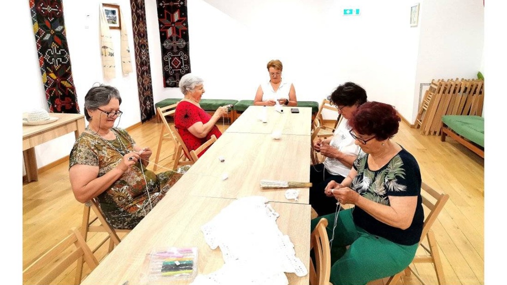 Al doilea copac croşetat din municipiul Tulcea, inaugurat astăzi