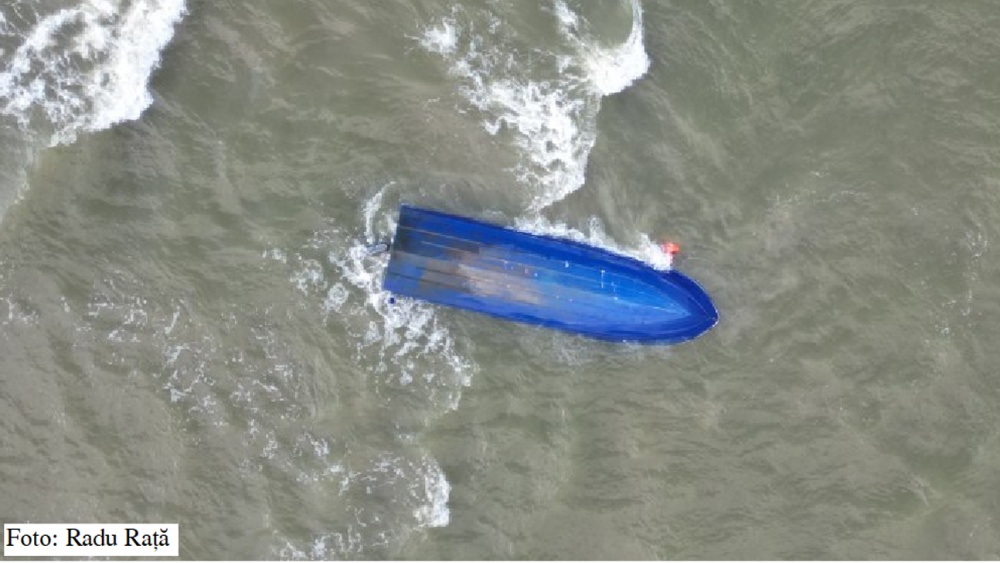 Ancheta accidentului naval din Delta Dunării, soldat cu patru morţi, preluată de Parchetul Militar