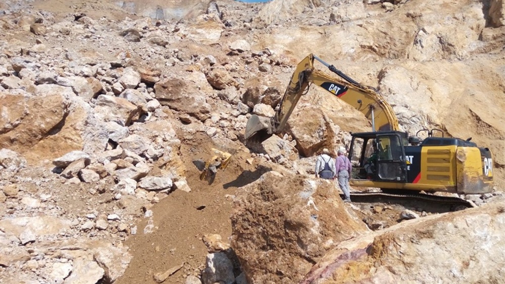 Exploatarea porfirului din Dealul Iglicioara – Turcoaia, prelungită încă cinci ani