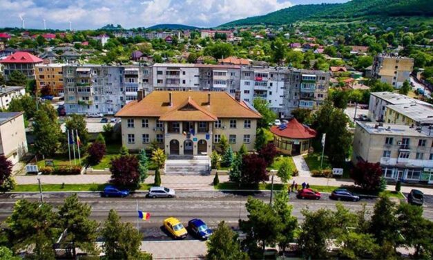 Probleme cu furnizarea apei la Babadag, din cauza caniculei şi scăderii debitului din puţuri