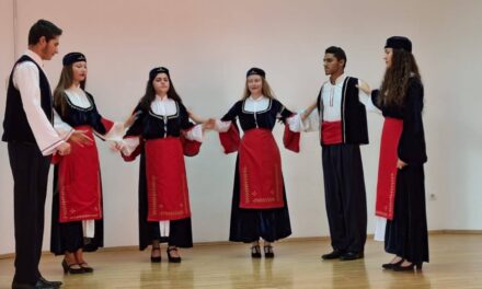 Zilele Armene la Tulcea: lansare de carte, proiecţie de film, cântece şi dansuri tradiţionale