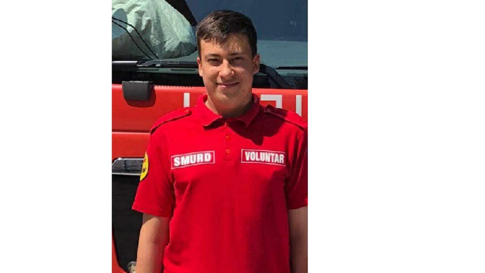 Zeci de tineri tulceni învaţă cum să devină salvatori de vieţi în situaţii de urgenţă