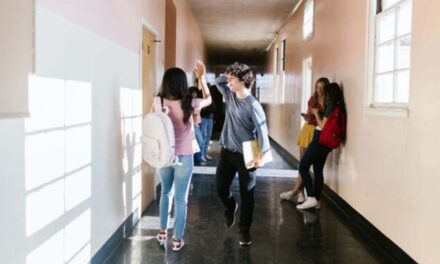 Liceul Tehnologic din Măcin, o şcoală gimnazială din Babadag şi patru grădiniţe din Tulcea rămân fără personalitate juridică