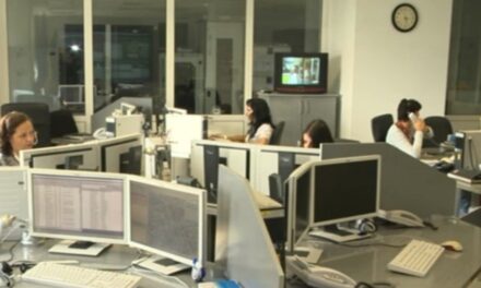În 10 ani, numărul angajaţilor din administraţia locală din Tulcea a crescut cu doar 11%