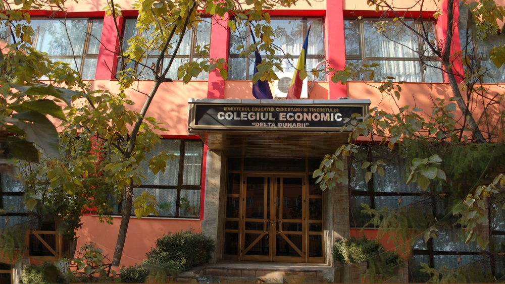 Şcoala Profesională „Danubius” şi Colegiul Economic „Delta Dunării”, consolidate şi modernizate