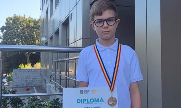 Tulceanul Alexandru Petrov, medalie de bronz la Campionatul Naţional de Şah pe Echipe – Mamaia 2025