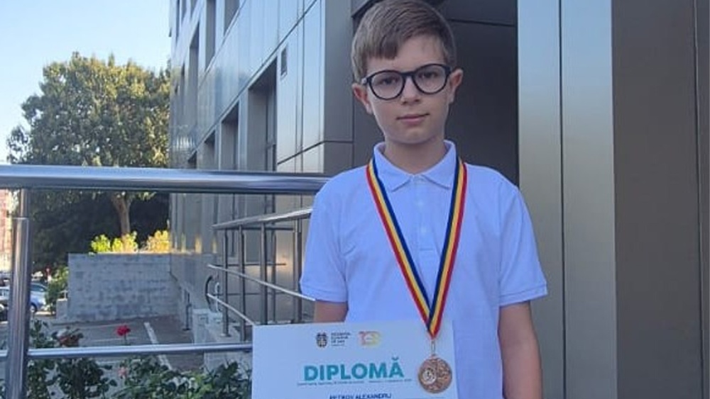 Tulceanul Alexandru Petrov, medalie de bronz la Campionatul Naţional de Şah pe Echipe – Mamaia 2025