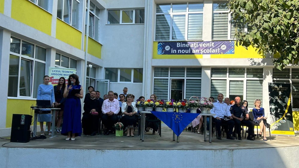 A sunat clopoţelul: moisiliştii s-au întors într-o clădire complet modernizată