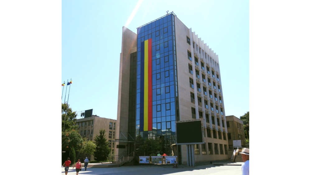 Burse speciale de merit pentru 30 de elevi de la Consiliul Judeţean Tulcea