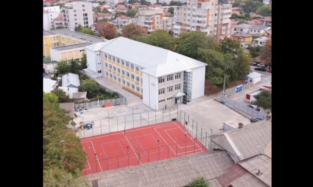 Corpul B al Liceului de Arte „George Georgescu”, modernizat: are lift, sistem fotovoltaic, un teren şi o sală de sport