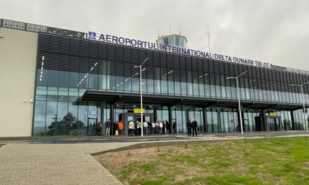 Investiţiile de 70 de milioane de euro făcute la Aeroportul Tulcea, anchetate de DNA